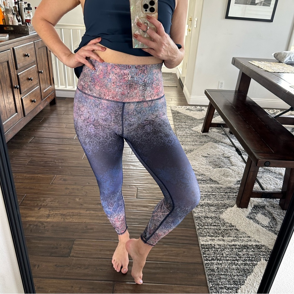 Evolution and Creation legging Athletic multicolor activewear Size Small